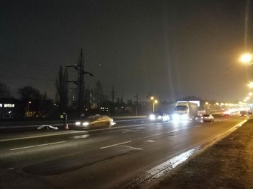 Насмерть: в Харькове микроавтобус сбил мужчину