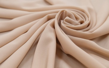 Платье из шифона: как выбрать ткань для наряда