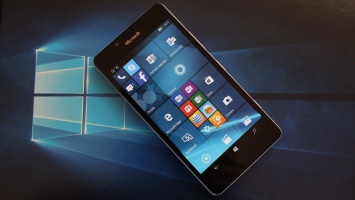 Компания Microsoft завершила эру смартфонов на Windows