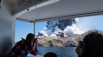 В Новой Зеландии произошло смертельное извержение вулкана