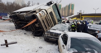 Массовое ДТП в Приморье: столкнулись почти 50 машин (видео)