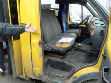 В Николаеве с маршрута №88 сняли два автобуса - за ненадлежащее санитарное состояние (ФОТО)