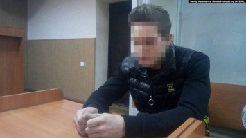 Суд изменил меру пресечения подозреваемому в убийстве активиста Артема Мирошниченко