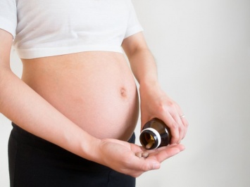 Зуд вокруг живота и груди может быть признаком беременности