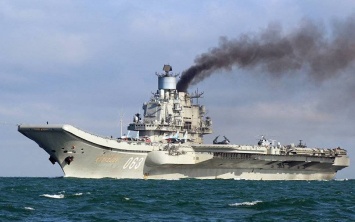 В РФ горит авианосец "Адмирал Кузнецов" (ВИДЕО)
