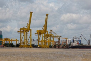 Полиция предъявила подозрения за рейдерский захват украинской части порта "Лотос" во Вьетнаме