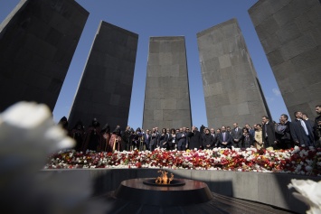 Сенат США одобрил резолюцию о геноциде армян