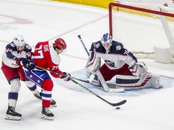Обзор НХЛ 9 декабря: лидеры лиги терпят поражение (ФОТО, ВИДЕО)