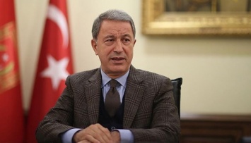 Турция не собирается выходить из НАТО - министр обороны