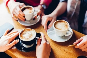 Диетологи рассказали, с чем лучше всего пить кофе на завтрак