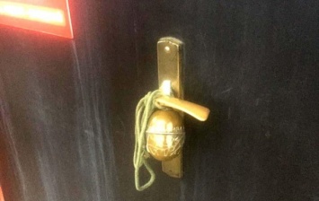 В Ровно бизнесмен нашел гранату на дверях офиса