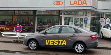 Продажи Lada упали на 20% в Европе