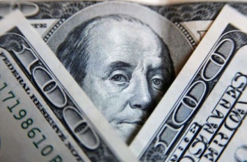 Доллар в Украине не удержится: озвучен новый прогноз курса валют