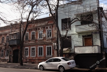 Фасады одесских домов - шрамы на лице города (фоторепортаж)