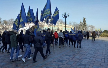 Противники рынка земли перекрыли Крещатик