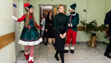 Елена Зеленская и Зоряна Скалецкая посетили детскую больницу в Боярке