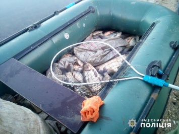 На Николаевщине полиция и рыбоохранный патруль «поймали» браконьеров с 15 кг рыбы и 61 «раколовку» (ФОТО)