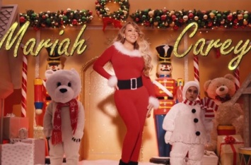 Мэрайя Кэри представила новый клип на песню All I Want For Christmas Is You