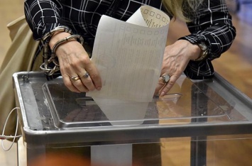 В Украине завершилось голосование на первых выборах в 86 ОТГ