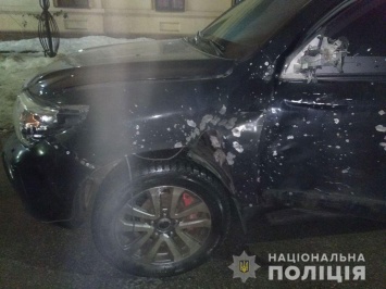 В Днепре авто расстреляли из гранатомета: полиция провела задержания
