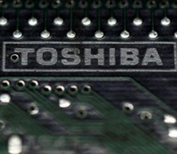 Toshiba хочет выкупить разработчика оборудования для производства чипов