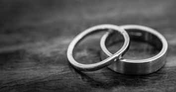 Житель Камчатки задушил молодую жену через 10 дней после свадьбы