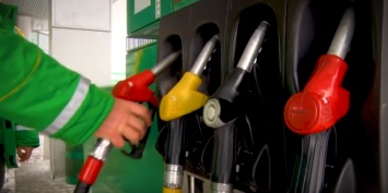 АЗС снизили цены на топливо после требования Зеленского