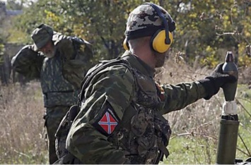 Разведка: Боевики на Донбассе перешли к усиленной подготовке к атаке