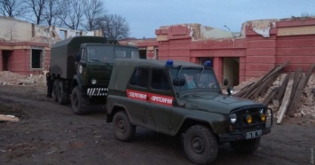 В стене школы под Одесской нашли боеприпас времен Второй мировой войны: фото, видео