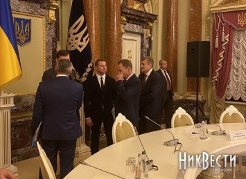 Сенкевич рассказал, о чем говорил с президентом Зеленским и премьером Гончаруком на Совете регионов