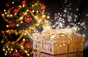 Тайный Санта: Как присоединиться к сбору подарков для пожилых людей