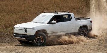 Rivian продемонстрировал «танковый разворот» своего электропикапа