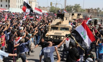 Хотел остановить протесты: Президент Ирака отказался назначить проиранского премьера и заявил об отставке