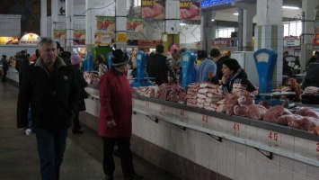 Какие предновогодние цены на продукты на Бердянском центральном рынке?