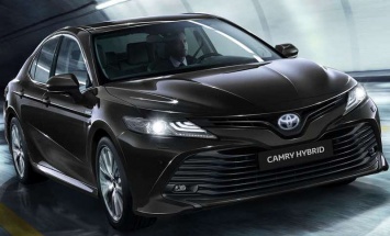"Укрэнерго" купило гибридную Toyota Camry за 953 тысячи гривен