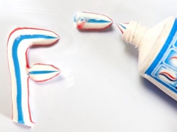 Зубная паста со фтором: польза и вред