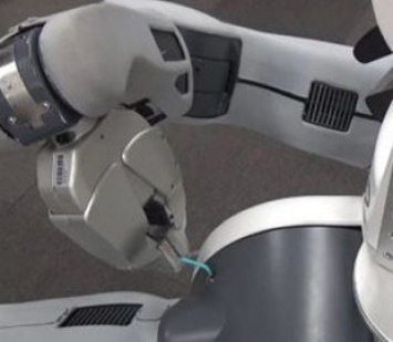 Японские исследователи обучили робота ремонтировать и улучшать самого себя