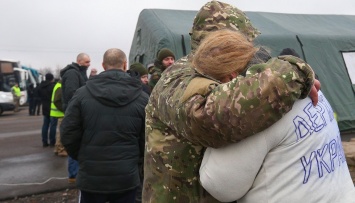 Мама, не плачь: первые комментарии и рассказы освобожденных из плена украинцев