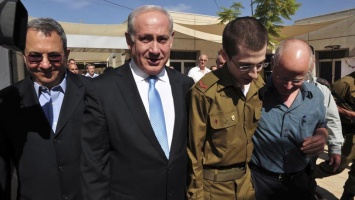 Мнение: чему Зеленскому стоит научиться у Нетаньяху