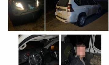 Полиция задержала трех одесситов, которые занимались кражами элитных авто