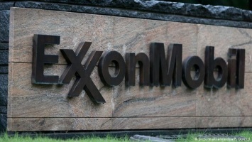 ExxonMobil добилась отмены штрафа за контракты с "Роснефтью"