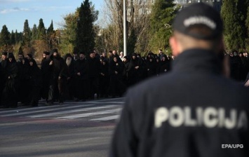 В Черногории возобновились "церковные" протесты