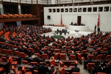 Парламент Турции проголосовал за отправку войск в Ливию