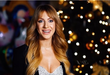 Жгучая брюнеточка: Леся Никитюк показала с какой красоткой встречала Новый год. Никаких мужиков
