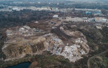 Мертвого младенца обнаружили на свалке в Днепре