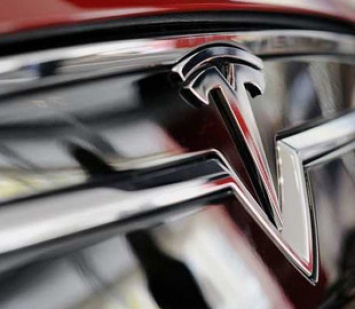 В США расследуют смертельное ДТП с участием автопилота Tesla