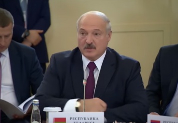 Вот это неожиданность: Лукашенко перекрыл выезд автотранспорта в Россию