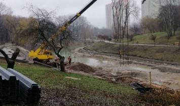 Расчистка озера в парке «Отрадный» затягивается - причины и новые сроки сдачи