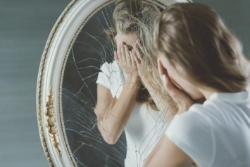 Разбитое зеркало: Как избежать беды?