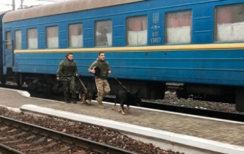 Пьяный мужчина "заминировал" полтавский вокзал